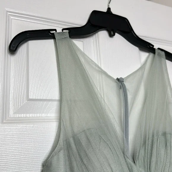 🍄SPRING SALE- firm price 🍄Emelie Dress by Jenny Yoo Morning Mist - Picture 7 of 16